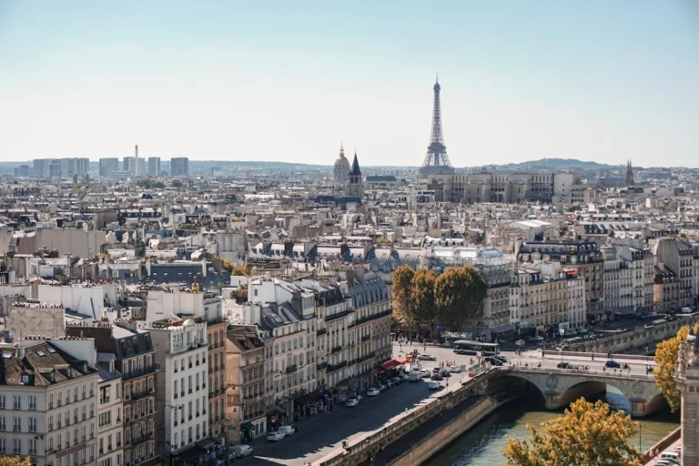 Photo Keyword: "Agence SEM Paris" Image: "Digital Marketing"